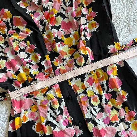 DYVNA - Print Silk Shirtdress in Pink Floral Bouquet - Picture 14 of 15